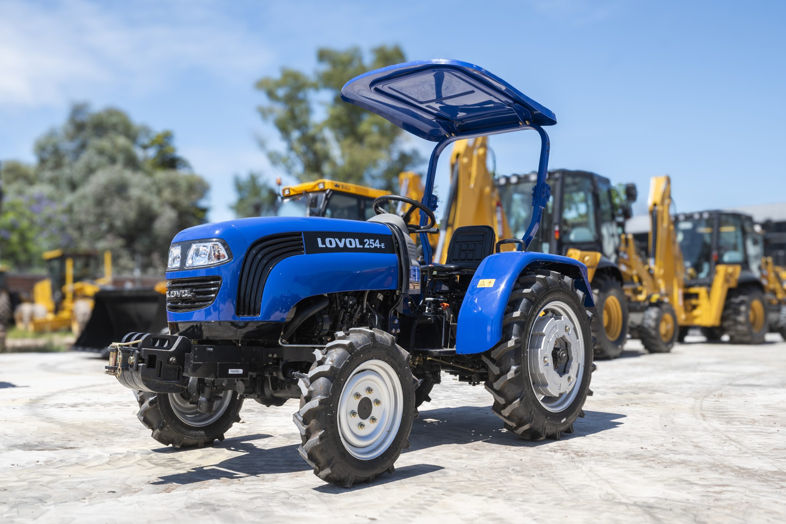 Tractor Lovol Te254 25hp 4x4 3 Puntas